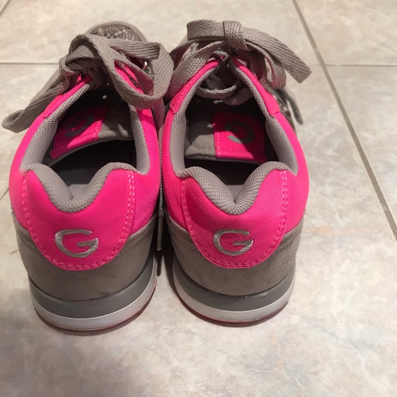 G by Guess pink & grey snakeskin sneakers - Picture 5 of 6